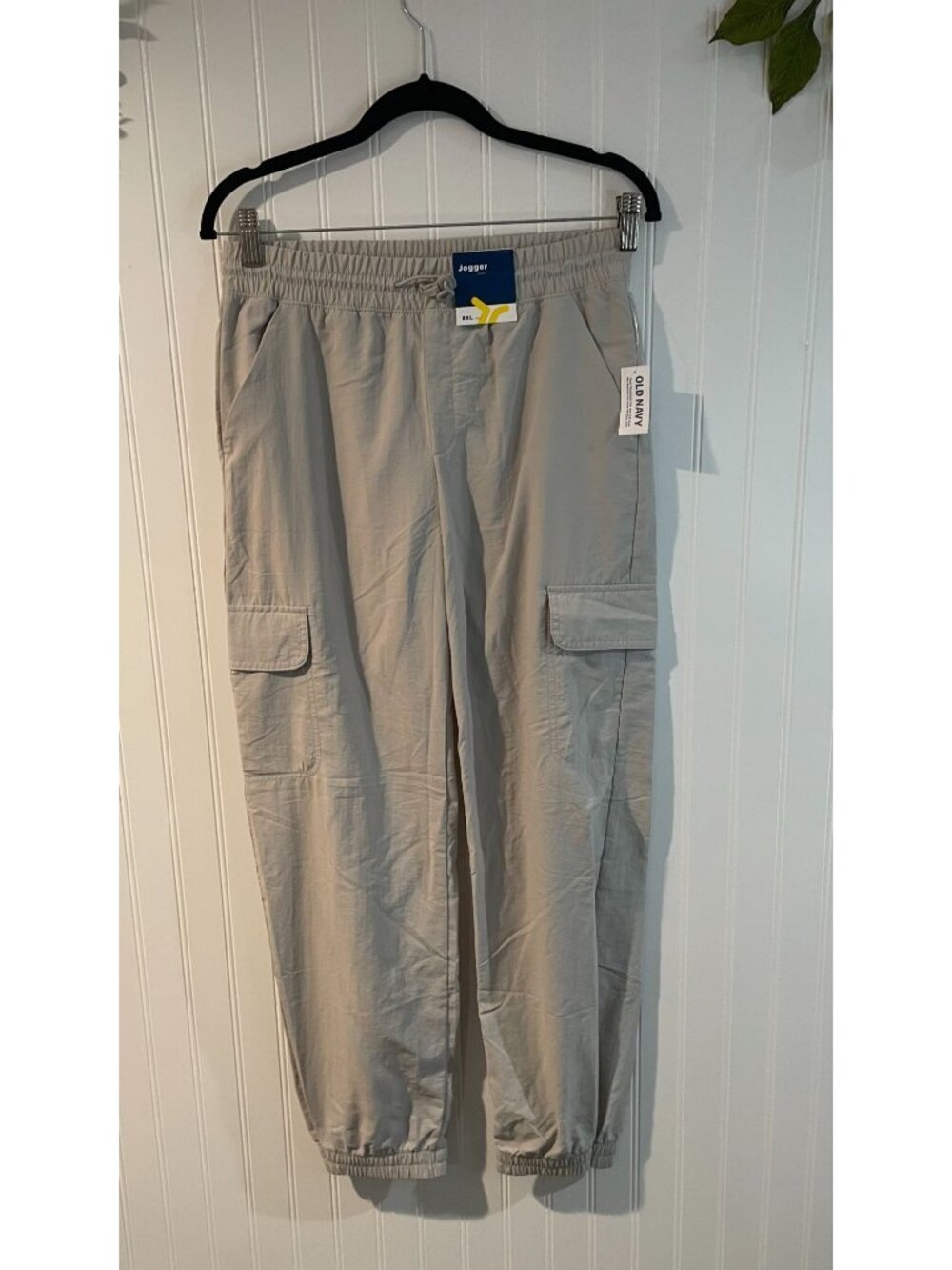 Old Navy Girls Quick Dry Cargo Joggers Size XXL (18) Beige Elastic Waist / Ankle